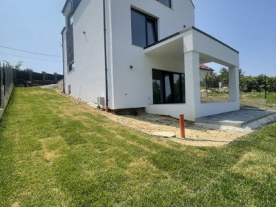Casă individuală cu vedere panoramică – Armonie între natură și confort, Feleacu