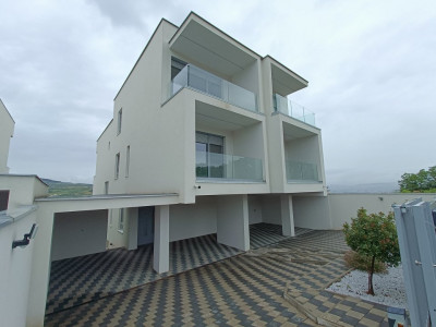 Casă tip duplex de vanzare ! Proiect finalizat ! Borhanci 