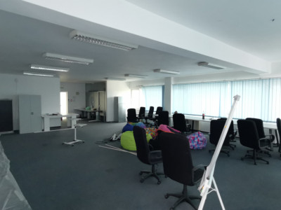 Spatii de birou | 139 mp | 2 parcari  | Zona Str Republicii