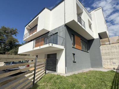 Duplex modern în Chinteni – proiect finalizat, locație centrală și liniștită 