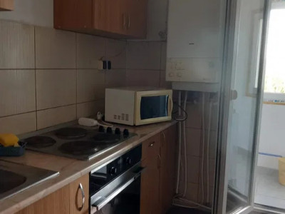 Apartament 2 camere | 75 mp | Parcare | Balcon inchis | Zorilor