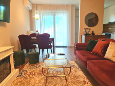 | Apartament 2 camere | 60 mp | Parcare | Andrei Muresan |