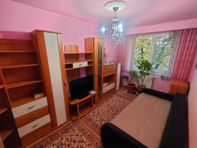 Apartament 3 Cam | Decomandat | Zona strazii Rasinari 