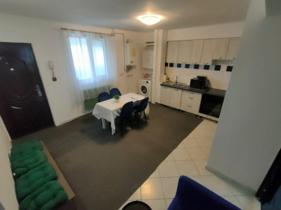 Apartament 3 Camere | Semidecomandat  | zona OMW Marasti