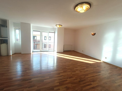 | Apartament 3 camere | 94 mp | Parcare | Borhanci |