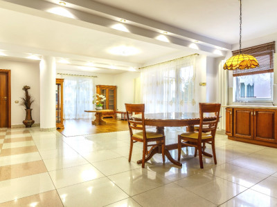 | Apartament 3 camere | 99 mp | Buna ziua |