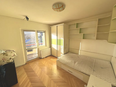 Apartament 3 Camere | decomandat  | Zona Intre lacuri 