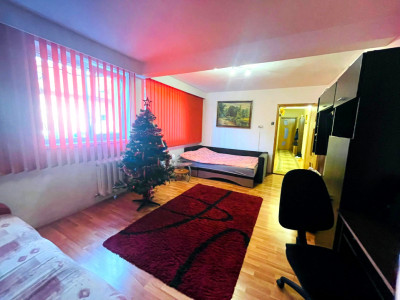 | Apartament 2 camere | 52 mp | Decomandat | Zona - Str. Taberei |