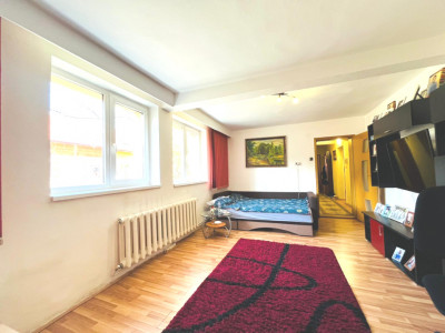 | Apartament 2 camere | 52 mp | Decomandat | Zona - Str. Taberei |