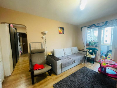 | Apartament 3 camere | 61 mp | Et intermediar | Manastur - zona Big |