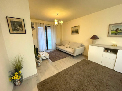 | Apartament 2 camere | 59 mp | Decomandat | Zona Iulius Mall |