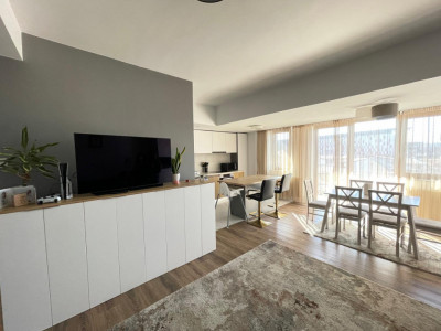 Apartament 2 camere, 78 mp utili, lift panoramic, zona 7 Strazi - Gruia