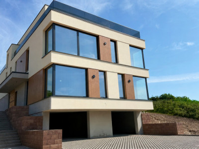 Duplex modern, tehnologie smart, zona Voroneț, terasa panoramica cu view superb