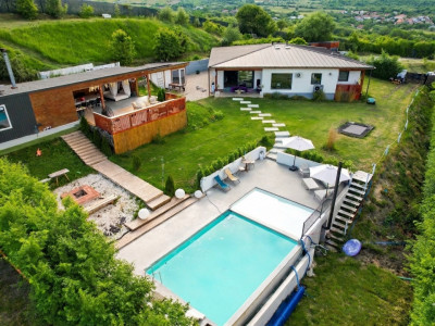 DOMENIU PREMIUM CU 11.200 MP TEREN | PISCINA INCALZITA | CORUSU 