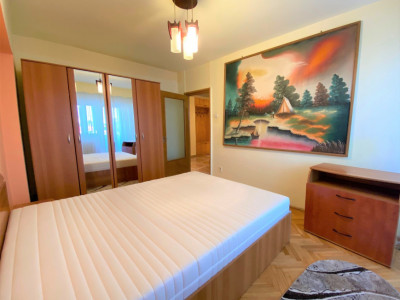 Apartament 3 camere, Zorilor, str.Observatorului, decomandat, 2 bai, balcon 