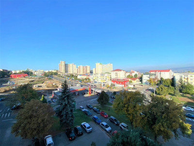 Apartament 3 camere, Zorilor, str.Observatorului, decomandat, 2 bai, balcon 