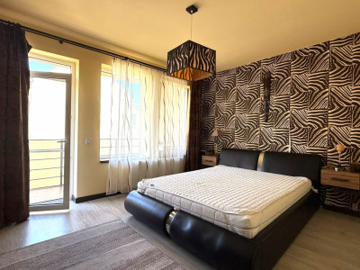 Apartament 2 camere + dressing, cart.Europa, decomandat, balcon, parcare