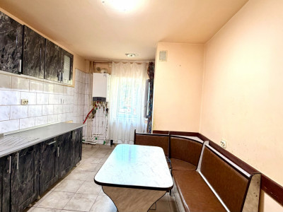 Apartament 3 camere decomandat, 65 mp, Intre Lacuri, Comision 0%