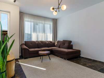 Duplex 140 mp în Borhanci | zona TCI – stradă privată, liniște, garaj 