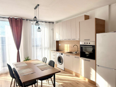 Apartament 3 camere, PRIMA INCHIRIERE, parcare, zona pod IRA