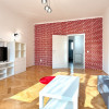 Liniște și intimitate în zona centrală–Apartament in vila, garaj, demisol thumb 4