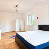 Liniște și intimitate în zona centrală–Apartament in vila, garaj, demisol thumb 5